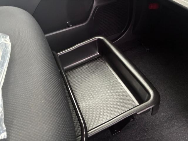 タンク カスタムＧ－Ｔ　ＥＴＣ　スマートキー　アイドリングストップ　両側パワースライドドア　オートライト　ＬＥＤヘッドランプ　純正ＳＤナビ　ＣＤ　Ｂｌｕｅｔｏｏｔｈ接続　バックカメラ　ドライブレコーダー（29枚目）