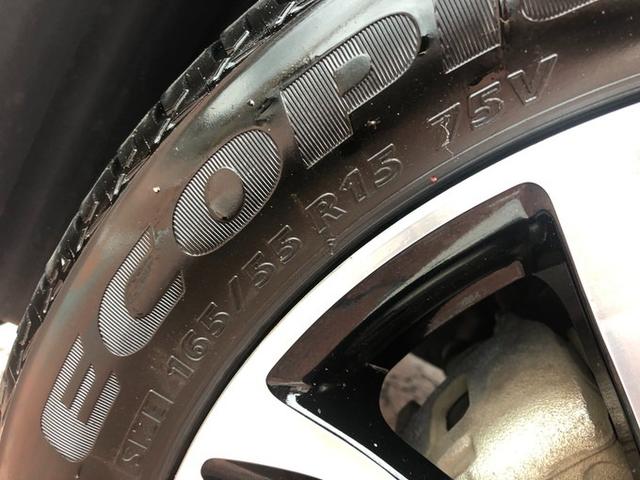 シフォン カスタムＲＳ　リミテッド　スマートアシスト　両側パワースライドドア　シートヒーター　ＥＴＣ　ＬＥＤヘッドライト　フォグランプ　アイドリングストップ　ドライブレコーダー　スマートアシスト　電動格納ミラー　スマートキー　オートライト（27枚目）
