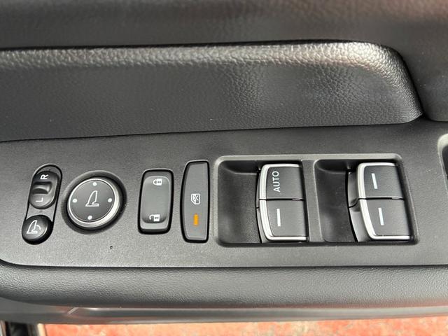 ステップワゴン ｅ：ＨＥＶスパーダ　純正ナビ　ＣＤ　ＤＶＤ　フルセグＴＶ　Ｂｌｕｅｔｏｏｔｈ　ＥＴＣ　ドライブレコーダー　シートヒーター　クルーズコントロール　ＬＥＤヘッドライト　フォグランプ　パワーテールゲート　マルチビューカメラ（34枚目）