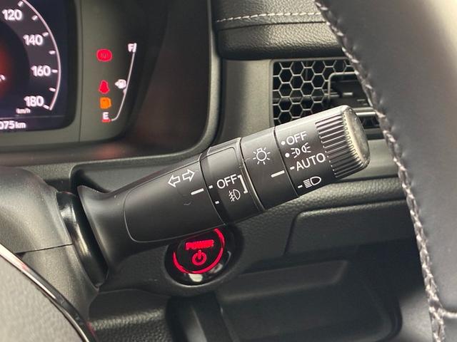 ステップワゴン ｅ：ＨＥＶスパーダ　純正ナビ　ＣＤ　ＤＶＤ　フルセグＴＶ　Ｂｌｕｅｔｏｏｔｈ　ＥＴＣ　ドライブレコーダー　シートヒーター　クルーズコントロール　ＬＥＤヘッドライト　フォグランプ　パワーテールゲート　マルチビューカメラ（40枚目）