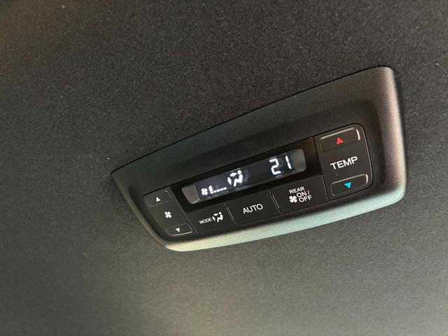 ステップワゴン ｅ：ＨＥＶスパーダ　純正ナビ　ＣＤ　ＤＶＤ　フルセグＴＶ　Ｂｌｕｅｔｏｏｔｈ　ＥＴＣ　ドライブレコーダー　シートヒーター　クルーズコントロール　ＬＥＤヘッドライト　フォグランプ　パワーテールゲート　マルチビューカメラ（57枚目）