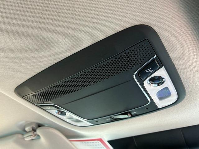 ヴェゼル ハイブリッドＺ・ホンダセンシング　純正ＳＤナビ　ＣＤ　ＤＶＤ　フルセグＴＶ　Ｂｌｕｅｔｏｏｔｈ　バックカメラ　ＥＴＣ　クルーズコントロール　ＬＥＤヘッドライト　フォグランプ　オートライト　オート電動格納ドアミラー　スマートキー（52枚目）