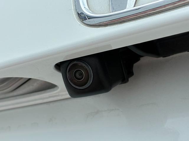 ヴェゼル ハイブリッドＺ・ホンダセンシング　純正ＳＤナビ　ＣＤ　ＤＶＤ　フルセグＴＶ　Ｂｌｕｅｔｏｏｔｈ　バックカメラ　ＥＴＣ　クルーズコントロール　ＬＥＤヘッドライト　フォグランプ　オートライト　オート電動格納ドアミラー　スマートキー（64枚目）