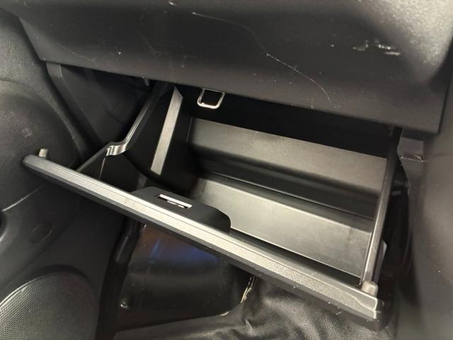 ハイゼットカーゴ ＤＸ　ＳＡＩＩＩ　ＬＥＤヘッドライト　オートライト　スマートアシスト　アイドリングストップ　ＥＴＣ　キーレス　横滑り防止　パワーウィンドウ　パワーステアリング　Ｗエアバック　両側スライドドア（35枚目）