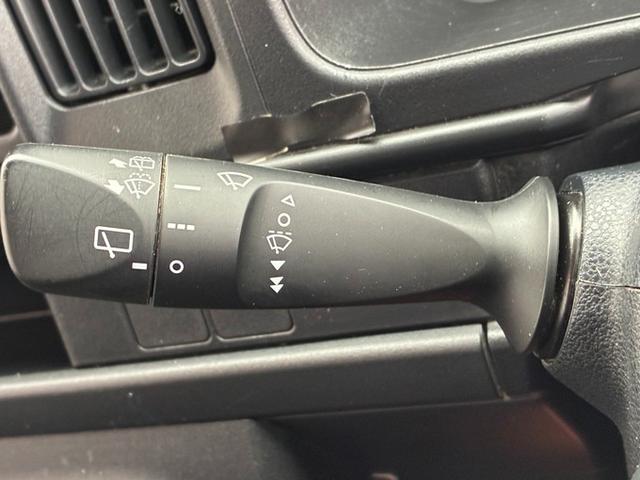 ハイゼットカーゴ ＤＸ　ＳＡＩＩＩ　ＬＥＤヘッドライト　オートライト　スマートアシスト　アイドリングストップ　ＥＴＣ　キーレス　横滑り防止　パワーウィンドウ　パワーステアリング　Ｗエアバック　両側スライドドア（37枚目）