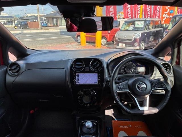 ノート e-パワー X ブラックアロー SDナビ CD DVD フルセグTV Bluetooth バックカメラ ETC クルーズコントロール オートライト LEDヘッドライト ドライブレコーダー 障害物センサー 電動格納ミラー スマートキー(10枚目)