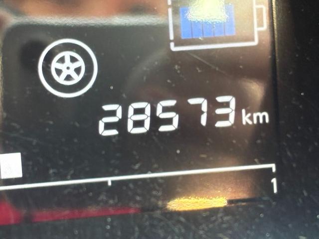 ノート e-パワー X ブラックアロー SDナビ CD DVD フルセグTV Bluetooth バックカメラ ETC クルーズコントロール オートライト LEDヘッドライト ドライブレコーダー 障害物センサー 電動格納ミラー スマートキー(16枚目)