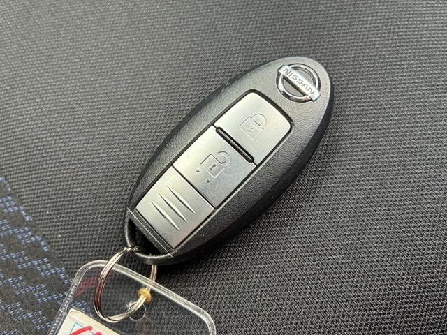 ノート e-パワー X ブラックアロー SDナビ CD DVD フルセグTV Bluetooth バックカメラ ETC クルーズコントロール オートライト LEDヘッドライト ドライブレコーダー 障害物センサー 電動格納ミラー スマートキー(32枚目)