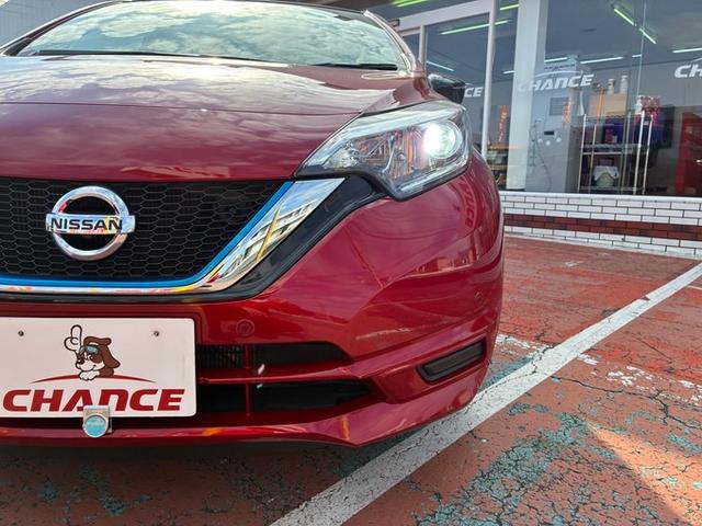 ノート e-パワー X ブラックアロー SDナビ CD DVD フルセグTV Bluetooth バックカメラ ETC クルーズコントロール オートライト LEDヘッドライト ドライブレコーダー 障害物センサー 電動格納ミラー スマートキー(51枚目)