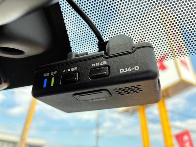 ノート e-パワー X ブラックアロー SDナビ CD DVD フルセグTV Bluetooth バックカメラ ETC クルーズコントロール オートライト LEDヘッドライト ドライブレコーダー 障害物センサー 電動格納ミラー スマートキー(58枚目)