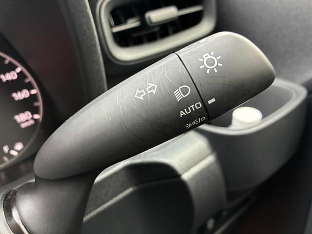 シエンタ ハイブリッドＧ　ディスプレイオーディオ　Ｂｌｕｅｔｏｏｔｈ　フルセグＴＶ　パノラミックビューモニター　レーダークルーズコントロール　両側パワースライドドア　プリクラッシュセーフティセンス　ＬＥＤヘッドライト（53枚目）