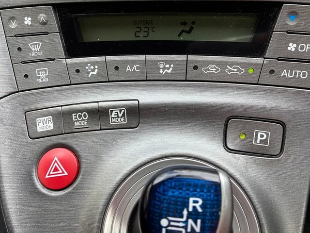 プリウス Ｌ　純正オーディオ　ＣＤ　ＥＴＣ　プッシュスタート　スマートキー　電動格納ミラー（36枚目）
