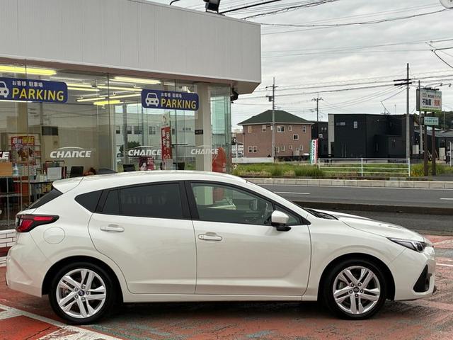 インプレッサ ＳＴ　純正ナビ　フルセグＴＶ　Ｂｌｕｅｔｏｏｔｈ　ＥＴＣ　クルーズコントロール　アラウンドビューモニター　ハンドルヒーター　パドルシフト　ドライブレコーダー　シートヒーター　ＬＥＤヘッドタイト　スマートキー（7枚目）