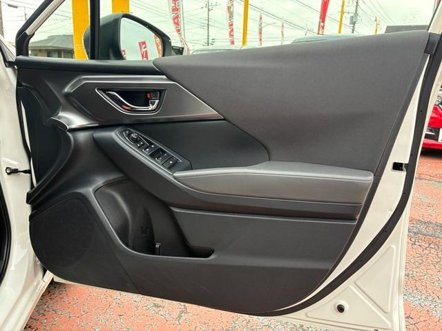 インプレッサ ＳＴ　純正ナビ　フルセグＴＶ　Ｂｌｕｅｔｏｏｔｈ　ＥＴＣ　クルーズコントロール　アラウンドビューモニター　ハンドルヒーター　パドルシフト　ドライブレコーダー　シートヒーター　ＬＥＤヘッドタイト　スマートキー（50枚目）