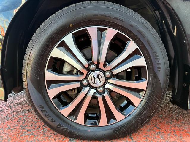 フリードスパイクハイブリッド ジャストセレクション　純正メモリーナビ　ＣＤ　ＤＶＤ　ワンセグＴＶ　両側パワースライドドア　バックカメラ　ＥＴＣ　クルーズコントロール　ドライブレコーダー　ＨＩＤ　フォグランプ　オートライト　電動格納ミラー　スマートキー（30枚目）