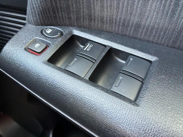 フリードスパイクハイブリッド ジャストセレクション　純正メモリーナビ　ＣＤ　ＤＶＤ　ワンセグＴＶ　両側パワースライドドア　バックカメラ　ＥＴＣ　クルーズコントロール　ドライブレコーダー　ＨＩＤ　フォグランプ　オートライト　電動格納ミラー　スマートキー（33枚目）