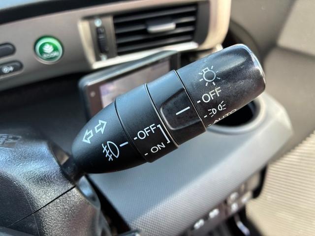 フリードスパイクハイブリッド ジャストセレクション　純正メモリーナビ　ＣＤ　ＤＶＤ　ワンセグＴＶ　両側パワースライドドア　バックカメラ　ＥＴＣ　クルーズコントロール　ドライブレコーダー　ＨＩＤ　フォグランプ　オートライト　電動格納ミラー　スマートキー（44枚目）