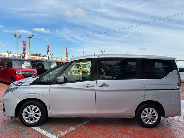 セレナ Ｓ　メモリーナビ　ＣＤ　ＤＶＤ　Ｂｌｕｅｔｏｏｔｈ　ＥＴＣ　アラウンドビューモニター　クリアランスソナー　クルーズコントロール　左側パワースライドドア　オートライト　衝突軽減ブレーキ　スマートキー（21枚目）