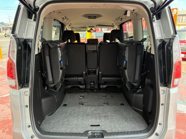 セレナ Ｓ　メモリーナビ　ＣＤ　ＤＶＤ　Ｂｌｕｅｔｏｏｔｈ　ＥＴＣ　アラウンドビューモニター　クリアランスソナー　クルーズコントロール　左側パワースライドドア　オートライト　衝突軽減ブレーキ　スマートキー（25枚目）