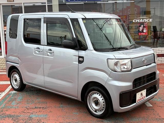 ハイゼットキャディー D SAIII 社外CD バックカメラ アイドリングストップ オートHiビーム リアクリアランスソナー スマートアシスト 横滑り防止 キーレス パワーウィンドウ パワーステアリング Wエアバック ABS(6枚目)