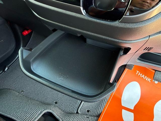 ☆もしもの時の為に！☆　ドライブレコーダーもご相談ください。装着されていないお車にお取り付けも可能です！前だけ付ければいいかな？やっぱり前後付けたいな、など是非ご相談して下さい。※費用別途です。