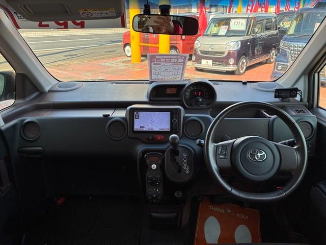 ポルテ Ｇ　純正ＳＤナビ　フルセグＴＶ　ＣＤ　ＤＶＤ　Ｂｌｕｅｔｏｏｔｈ　バックカメラ　ＥＴＣ　横滑り防止ブレーキ　左側パワースライドドア　運転席シートヒーター　オートライト　ＨＩＤヘッドライト　フォグランプ（10枚目）