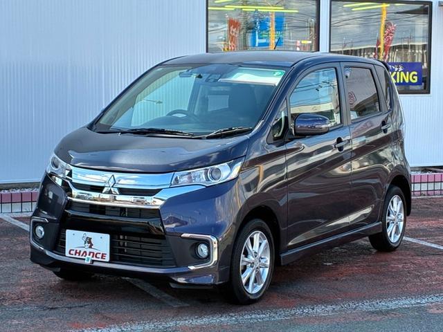 eKカスタム Gセーフティパッケージ 純正CD HID フォグランプ アイドリングストップ 衝突軽減ブレーキ シートヒーター オートHiビーム 前後ドライブレコーダー オートライト ベンチシート スマートキー アラウンドビュー(4枚目)