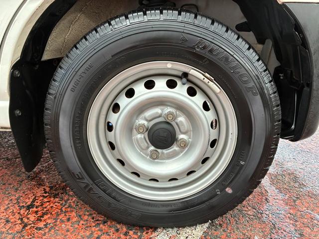 ハイゼットカーゴ ＤＸ　ＳＡＩＩＩ　社外メモリーナビ　ＣＤ　ＤＶＤ　Ｂｌｕｅｔｏｏｔｈ　バックカメラ　アイドリングストップ　衝突軽減ブレーキ　横滑り防止ブレーキ　オートハイビーム　キーレスエントリー（29枚目）