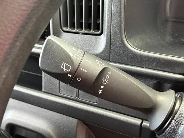 ハイゼットカーゴ ＤＸ　ＳＡＩＩＩ　社外メモリーナビ　ＣＤ　ＤＶＤ　Ｂｌｕｅｔｏｏｔｈ　バックカメラ　アイドリングストップ　衝突軽減ブレーキ　横滑り防止ブレーキ　オートハイビーム　キーレスエントリー（35枚目）