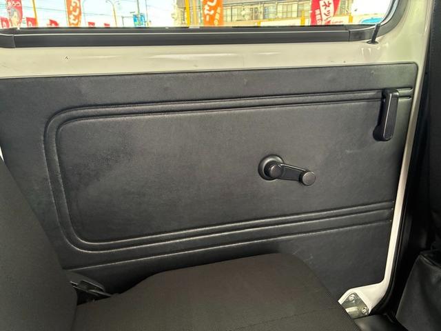 ハイゼットカーゴ ＤＸ　ＳＡＩＩＩ　社外メモリーナビ　ＣＤ　ＤＶＤ　Ｂｌｕｅｔｏｏｔｈ　バックカメラ　アイドリングストップ　衝突軽減ブレーキ　横滑り防止ブレーキ　オートハイビーム　キーレスエントリー（43枚目）