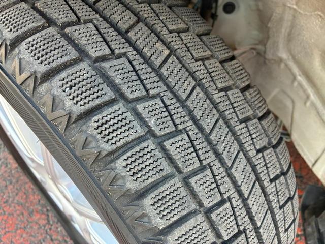 フリードスパイク GL 純正メモリーナビ ワンセグTV DVD ETC 横滑り防止ブレーキ 両側パワースライドドア ステアリングリモコン オートライト HIDヘッドライト クルーズコントロール スタッドレスタイヤ(24枚目)