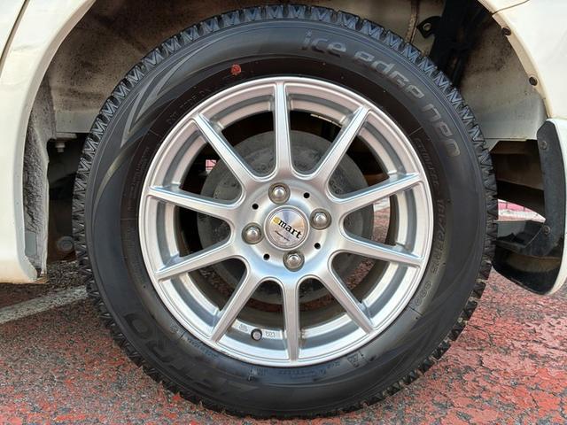 フリードスパイク GL 純正メモリーナビ ワンセグTV DVD ETC 横滑り防止ブレーキ 両側パワースライドドア ステアリングリモコン オートライト HIDヘッドライト クルーズコントロール スタッドレスタイヤ(27枚目)