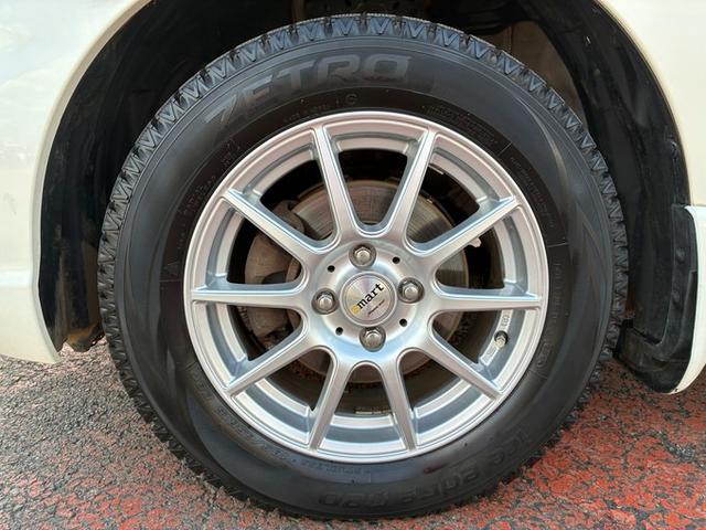 フリードスパイク GL 純正メモリーナビ ワンセグTV DVD ETC 横滑り防止ブレーキ 両側パワースライドドア ステアリングリモコン オートライト HIDヘッドライト クルーズコントロール スタッドレスタイヤ(28枚目)