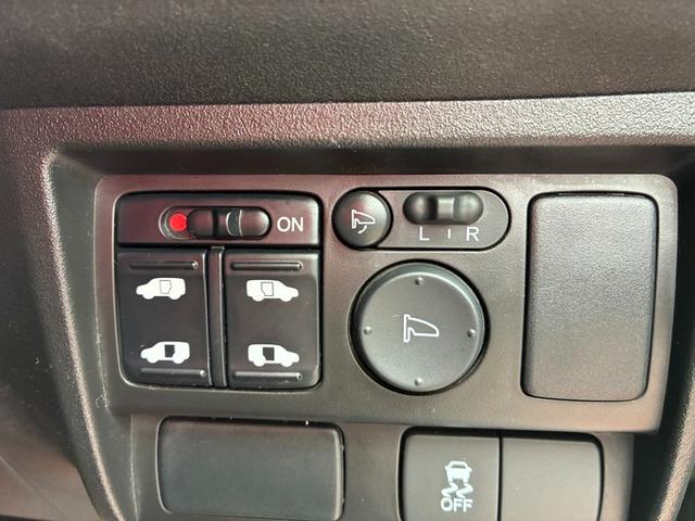 フリードスパイク GL 純正メモリーナビ ワンセグTV DVD ETC 横滑り防止ブレーキ 両側パワースライドドア ステアリングリモコン オートライト HIDヘッドライト クルーズコントロール スタッドレスタイヤ(33枚目)