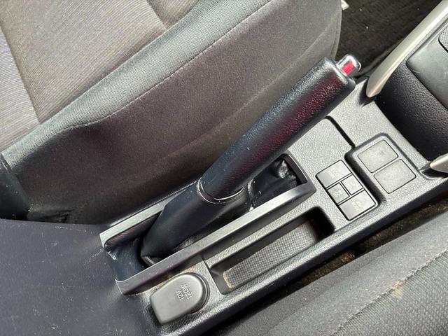 ☆楽しいカーライフの為☆には、定期的な点検やメンテナンスが必要です。　　　エンジンオイル交換やライトやストップランプの球切れなどでも、お気軽にご来店して頂けます。