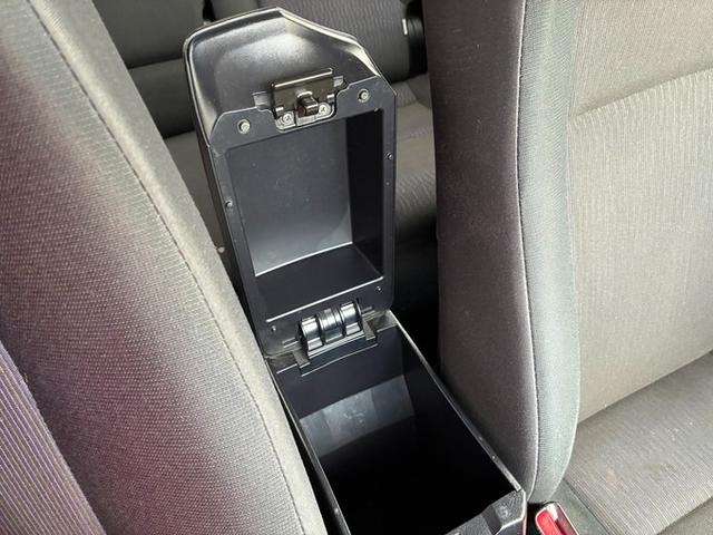 ☆ご希望の数字を☆　　希望ナンバーも受付可能です！商談時にご相談して下さい。ご購入頂いたお車のナンバープレートをお客様の好きな数字に出来ます！※費用別途　※抽選の数字も有ります