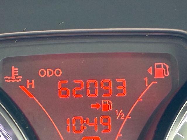 ノート Ｘ　純正ＣＤオーディオ　アイドリングストップ　プッシュスタート　スマートキー（13枚目）