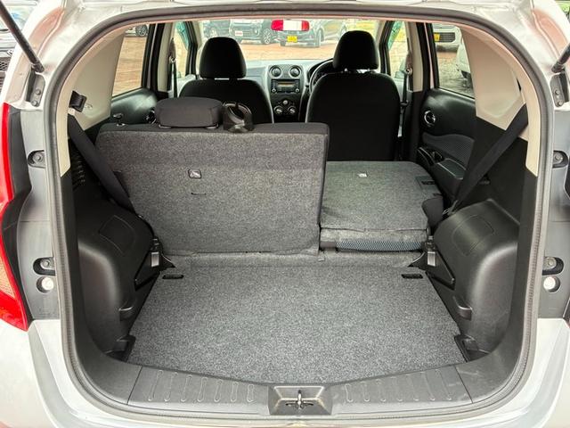 ノート Ｘ　純正ＣＤオーディオ　アイドリングストップ　プッシュスタート　スマートキー（19枚目）