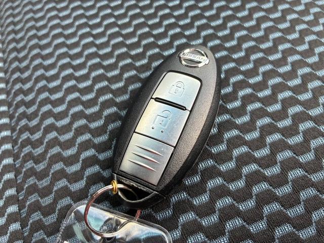 ノート Ｘ　純正ＣＤオーディオ　アイドリングストップ　プッシュスタート　スマートキー（29枚目）