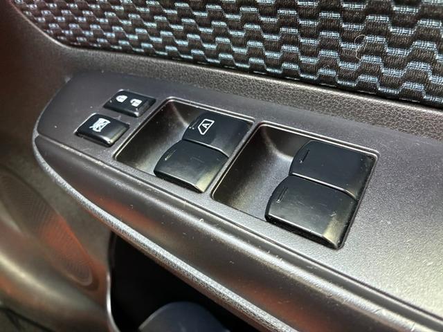 ノート Ｘ　純正ＣＤオーディオ　アイドリングストップ　プッシュスタート　スマートキー（30枚目）