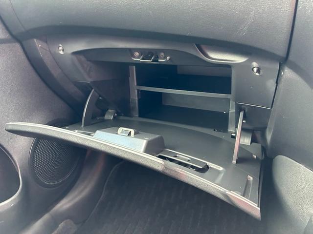 ノート Ｘ　純正ＣＤオーディオ　アイドリングストップ　プッシュスタート　スマートキー（38枚目）