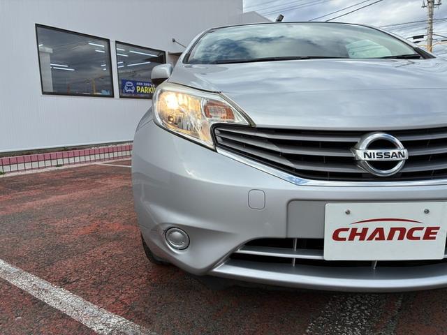 ノート Ｘ　純正ＣＤオーディオ　アイドリングストップ　プッシュスタート　スマートキー（44枚目）