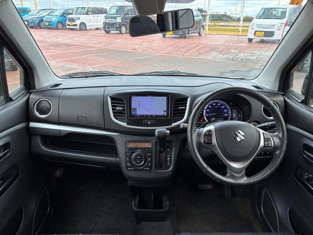 ワゴンＲスティングレー Ｔ　社外メモリーナビ　ＣＤ　ワンセグＴＶ　衝突軽減ブレーキ　横滑り防止ブレーキ　アイドリングストップ　シートヒーター　ベンチシート　クルーズコントロール　パドルシフト　オートライト　ＨＩＤヘッドライト（10枚目）