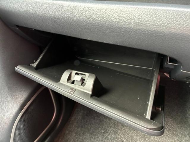 ワゴンＲスティングレー Ｔ　社外メモリーナビ　ＣＤ　ワンセグＴＶ　衝突軽減ブレーキ　横滑り防止ブレーキ　アイドリングストップ　シートヒーター　ベンチシート　クルーズコントロール　パドルシフト　オートライト　ＨＩＤヘッドライト（37枚目）