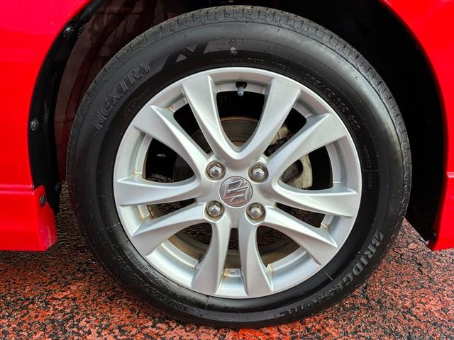 ソリオ ハイブリッドＭＸ　純正メモリーナビ　ＣＤ　ＤＶＤ　Ｂｌｕｅｔｏｏｔｈ　フルセグＴＶ　アラウンドビューモニター　バックカメラ　ＥＴＣ　クルーズコントロール　左側パワースライドドア　デュアルカメラブレーキサポート（28枚目）