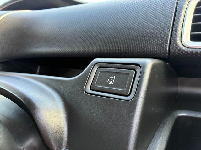 ソリオ ハイブリッドＭＸ　純正メモリーナビ　ＣＤ　ＤＶＤ　Ｂｌｕｅｔｏｏｔｈ　フルセグＴＶ　アラウンドビューモニター　バックカメラ　ＥＴＣ　クルーズコントロール　左側パワースライドドア　デュアルカメラブレーキサポート（34枚目）