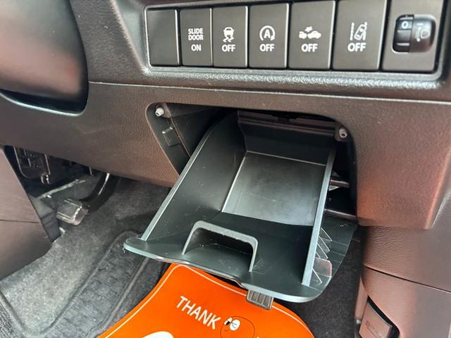 ソリオ ハイブリッドＭＸ　純正メモリーナビ　ＣＤ　ＤＶＤ　Ｂｌｕｅｔｏｏｔｈ　フルセグＴＶ　アラウンドビューモニター　バックカメラ　ＥＴＣ　クルーズコントロール　左側パワースライドドア　デュアルカメラブレーキサポート（35枚目）