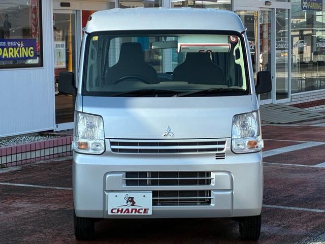 ミニキャブバン Ｍ　純正ラジオ　両側スライドドア　マニュアル車　社外アルミホイール　Ｗエアバック　パワーステアリング（5枚目）