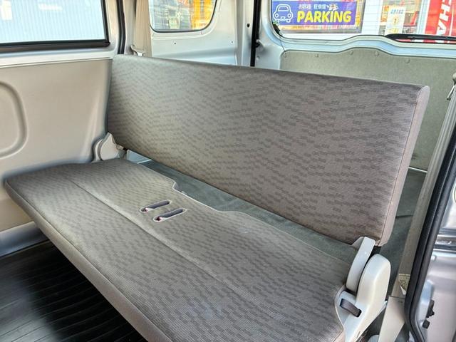 ミニキャブバン Ｍ　純正ラジオ　両側スライドドア　マニュアル車　社外アルミホイール　Ｗエアバック　パワーステアリング（21枚目）