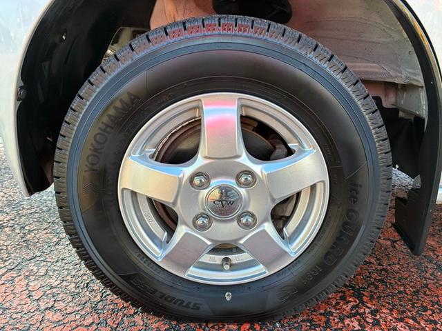 ミニキャブバン Ｍ　純正ラジオ　両側スライドドア　マニュアル車　社外アルミホイール　Ｗエアバック　パワーステアリング（23枚目）